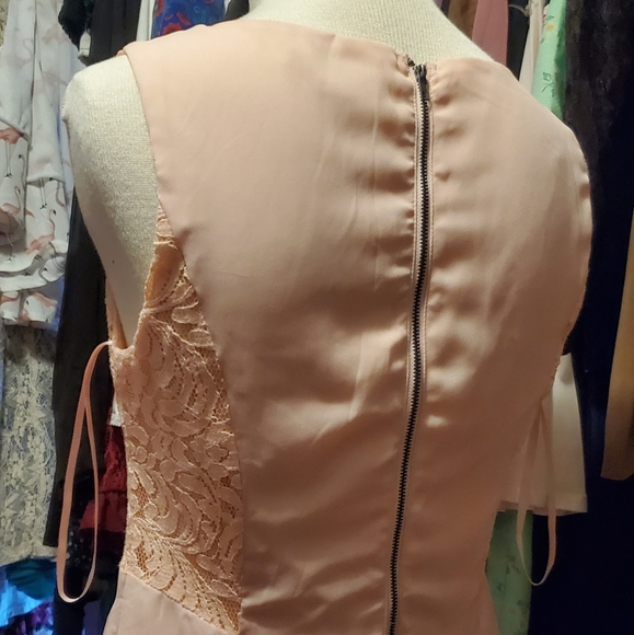 YA LOS ANGELES PINK DRESS SIZE MEDIUM - Picture 5 of 7